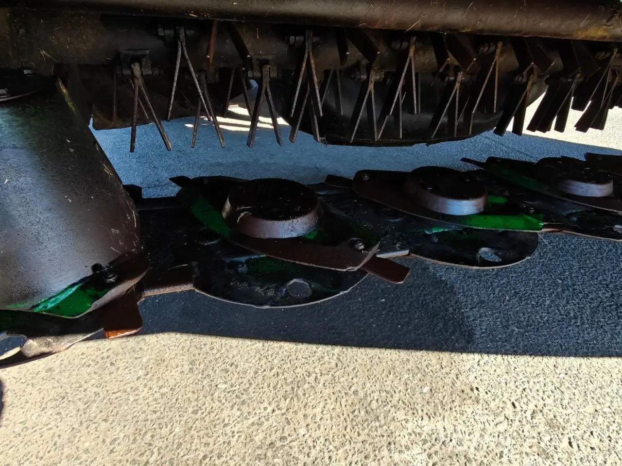 Billede 11 - John Deere 131 frontskårlægger