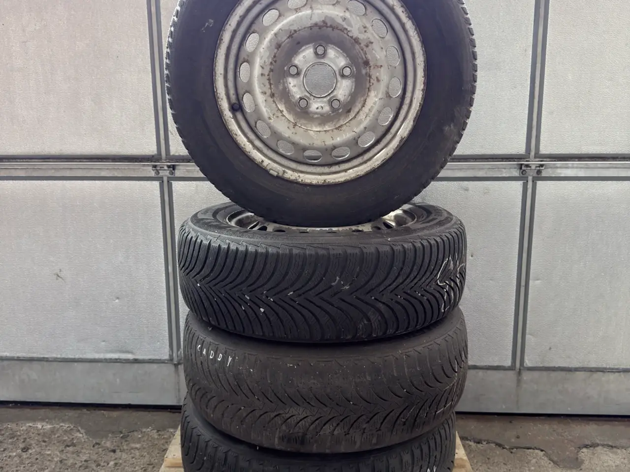 Billede 1 - 5x112 stålfælge - 195/65r15 Michelin vinterdæk