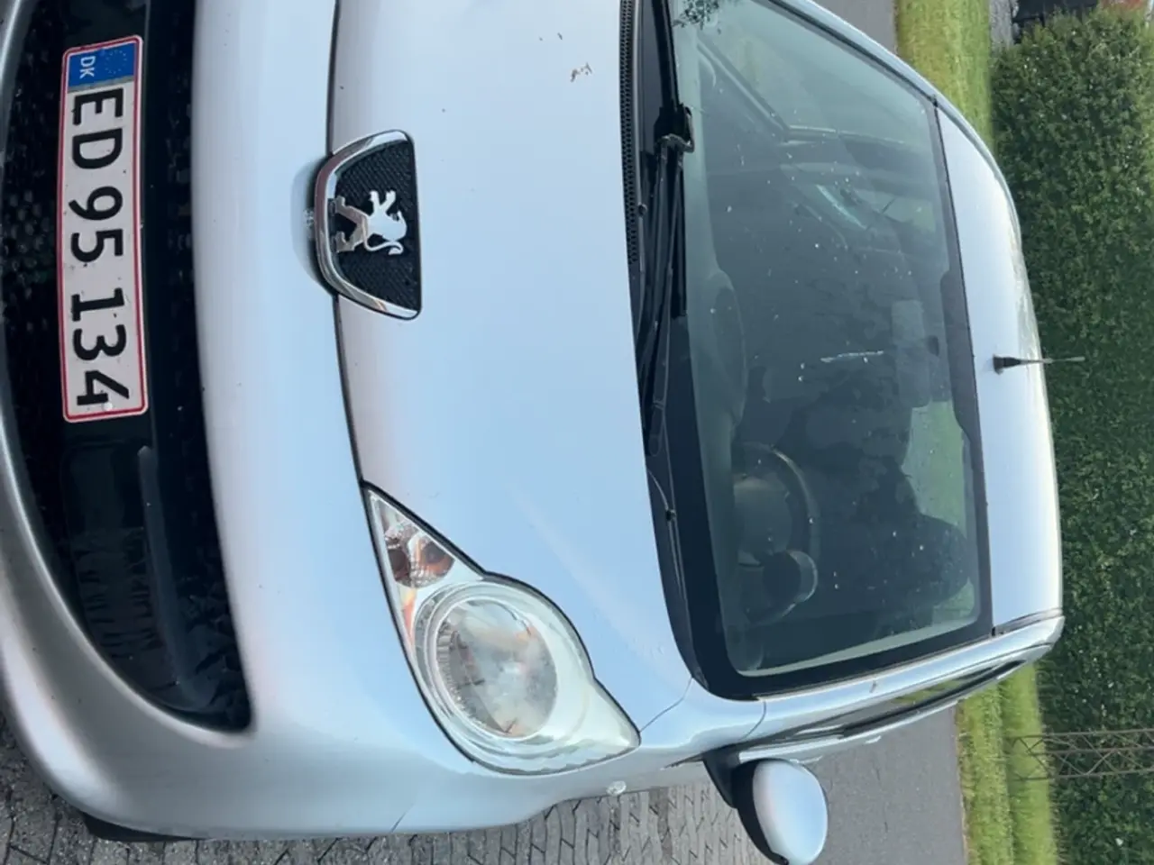 Billede 2 - Flot velholdt Peugeot.