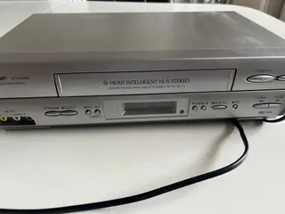 Sharp VHS afspiller