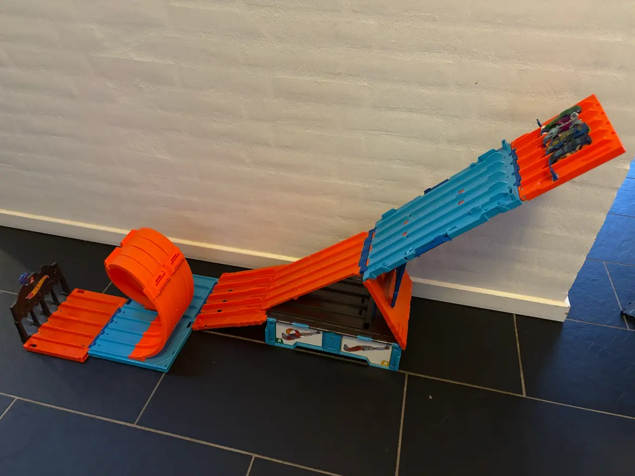 Billede 2 - Hot Wheels - Track Builder Race Crate