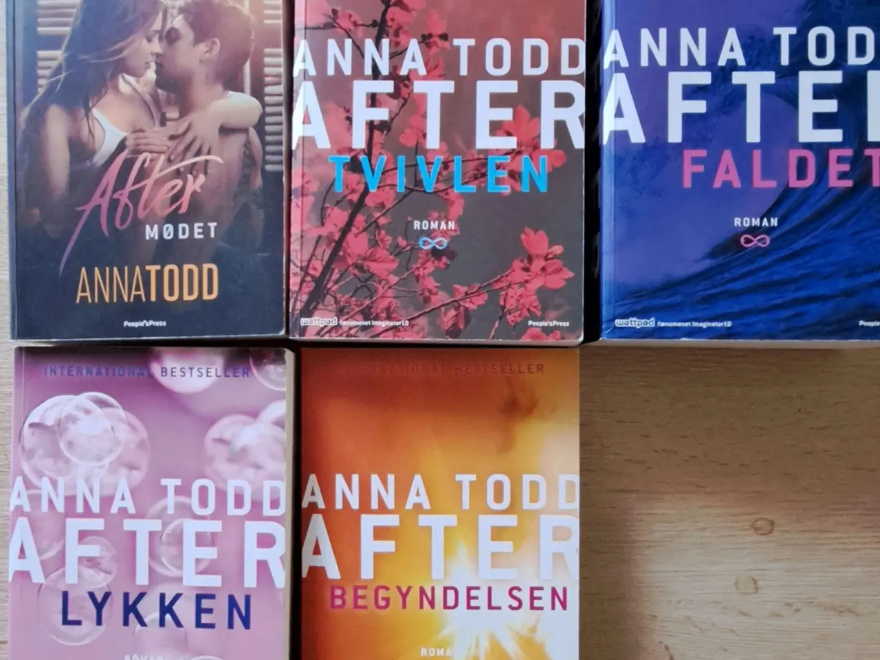 Billede 1 - Hele "AFTER" serien af Anna Todd