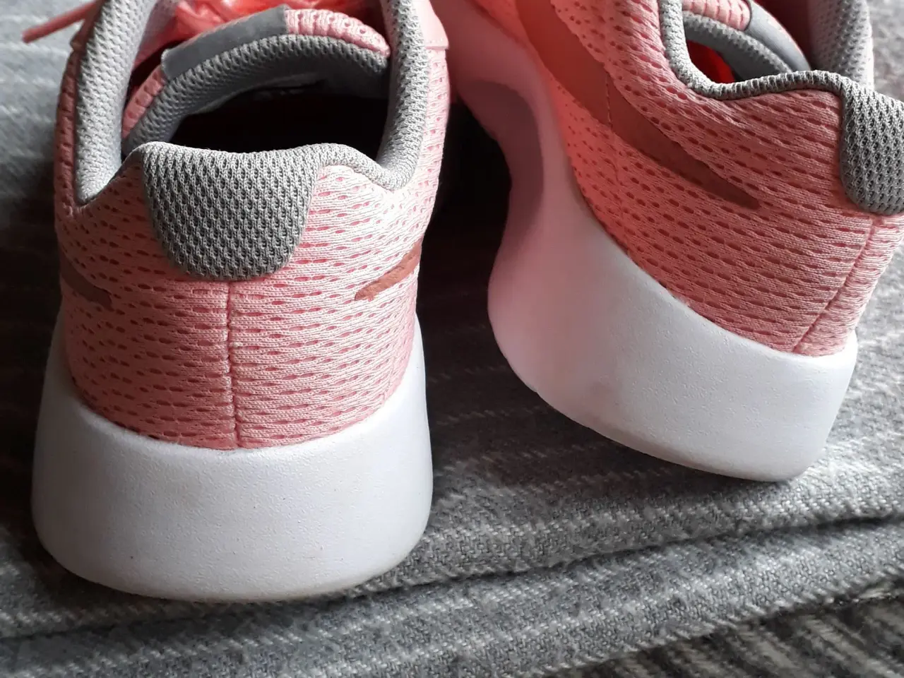 Billede 5 - Nike sneakers / indendørssko str. 36