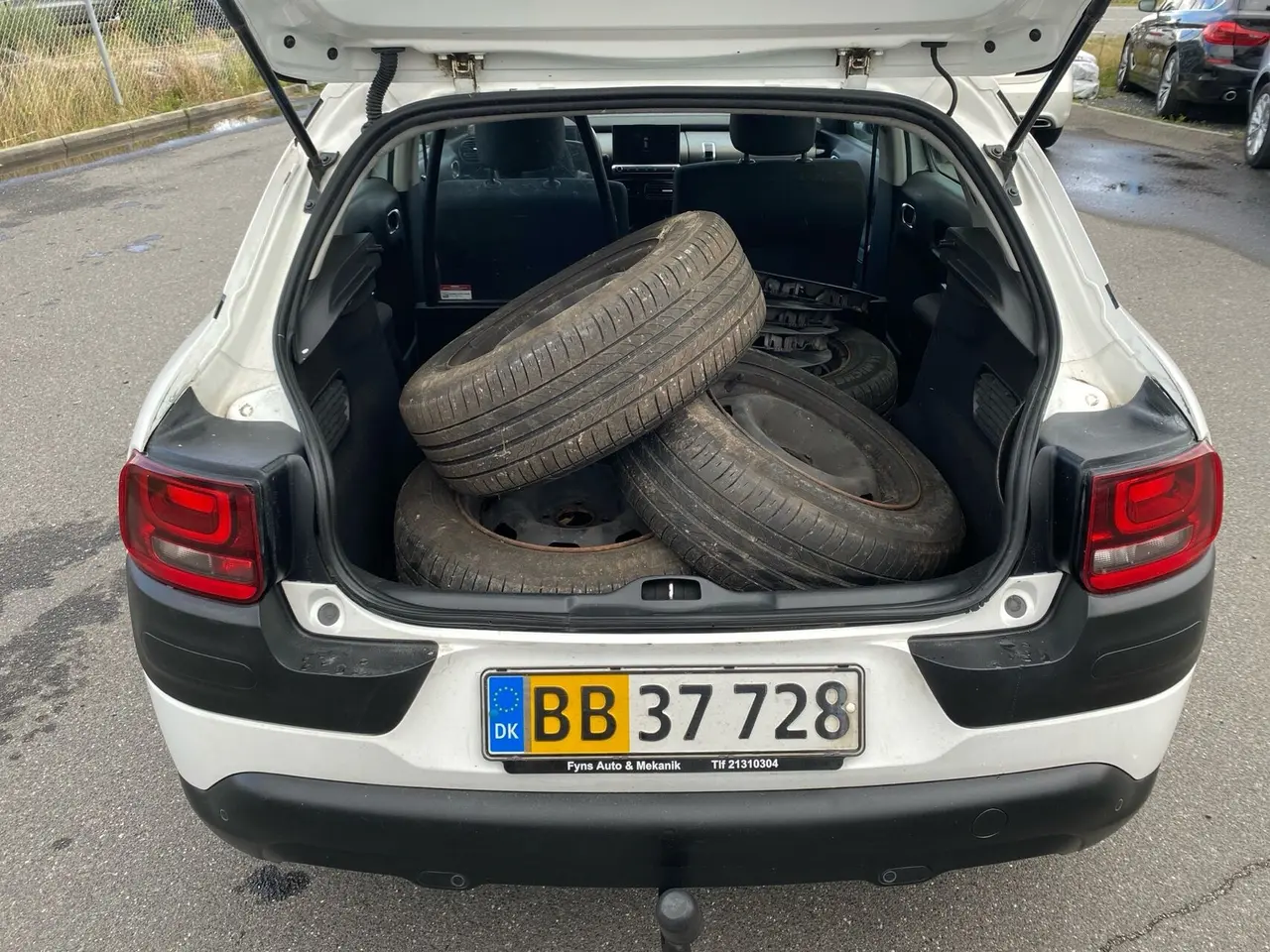 Billede 7 - Citroën C4 Cactus 1,6 Blue HDi Feel Complet start/stop 100HK Van