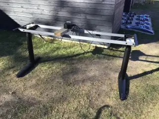 Hævesænke bord u/bordplade