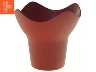Rød vase fra Gio Style (str. H 13 cm)