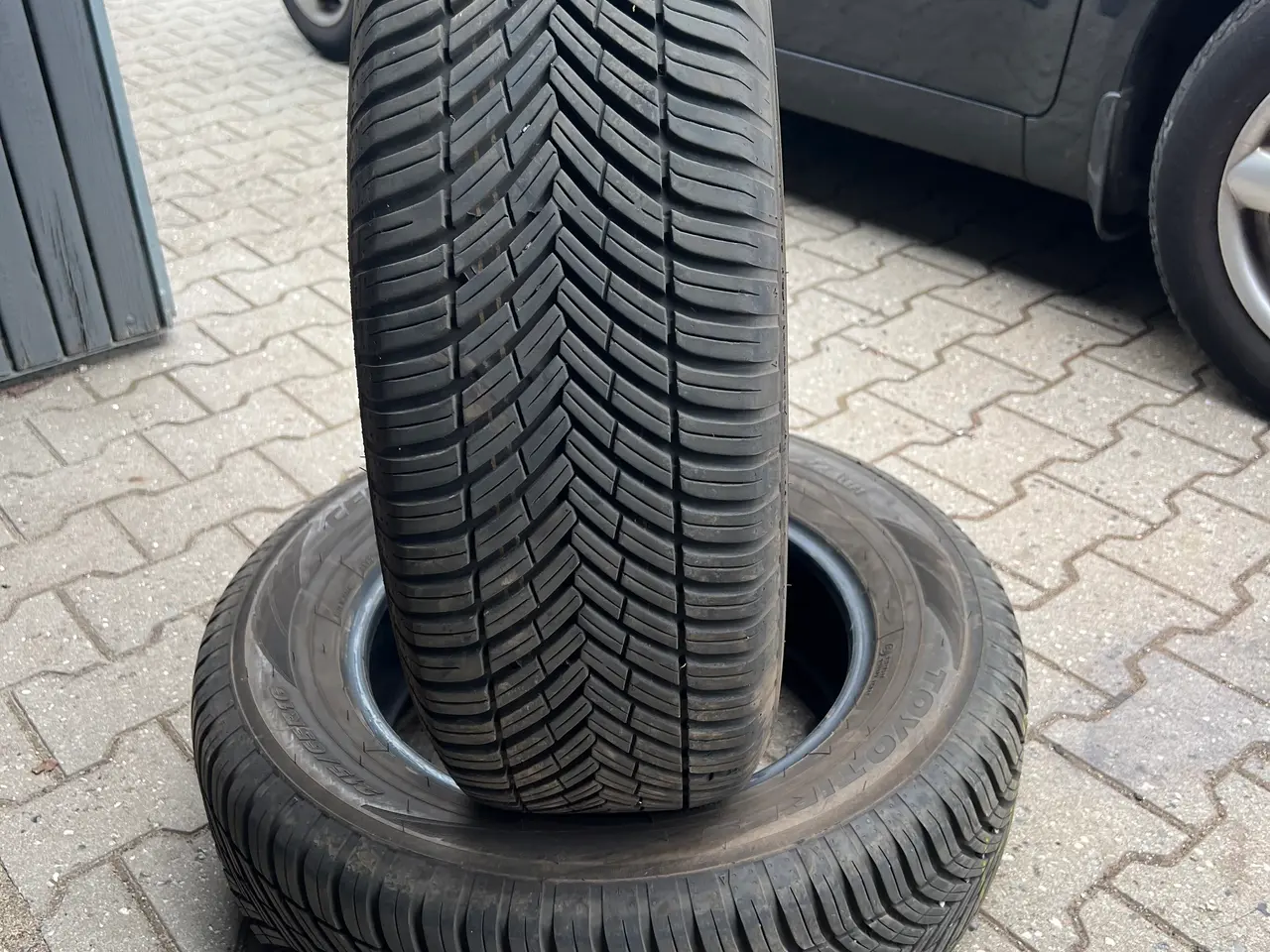 Billede 1 - 2 Stk Vinterdæk 215/65R16