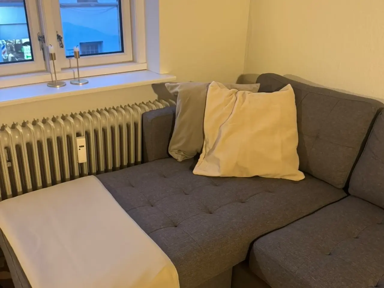 Billede 2 - Grå moderne sofa 