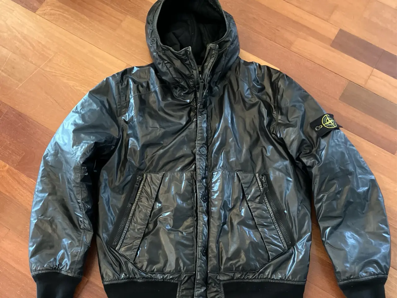 Billede 3 - Populær Vinted Stone Island jakke