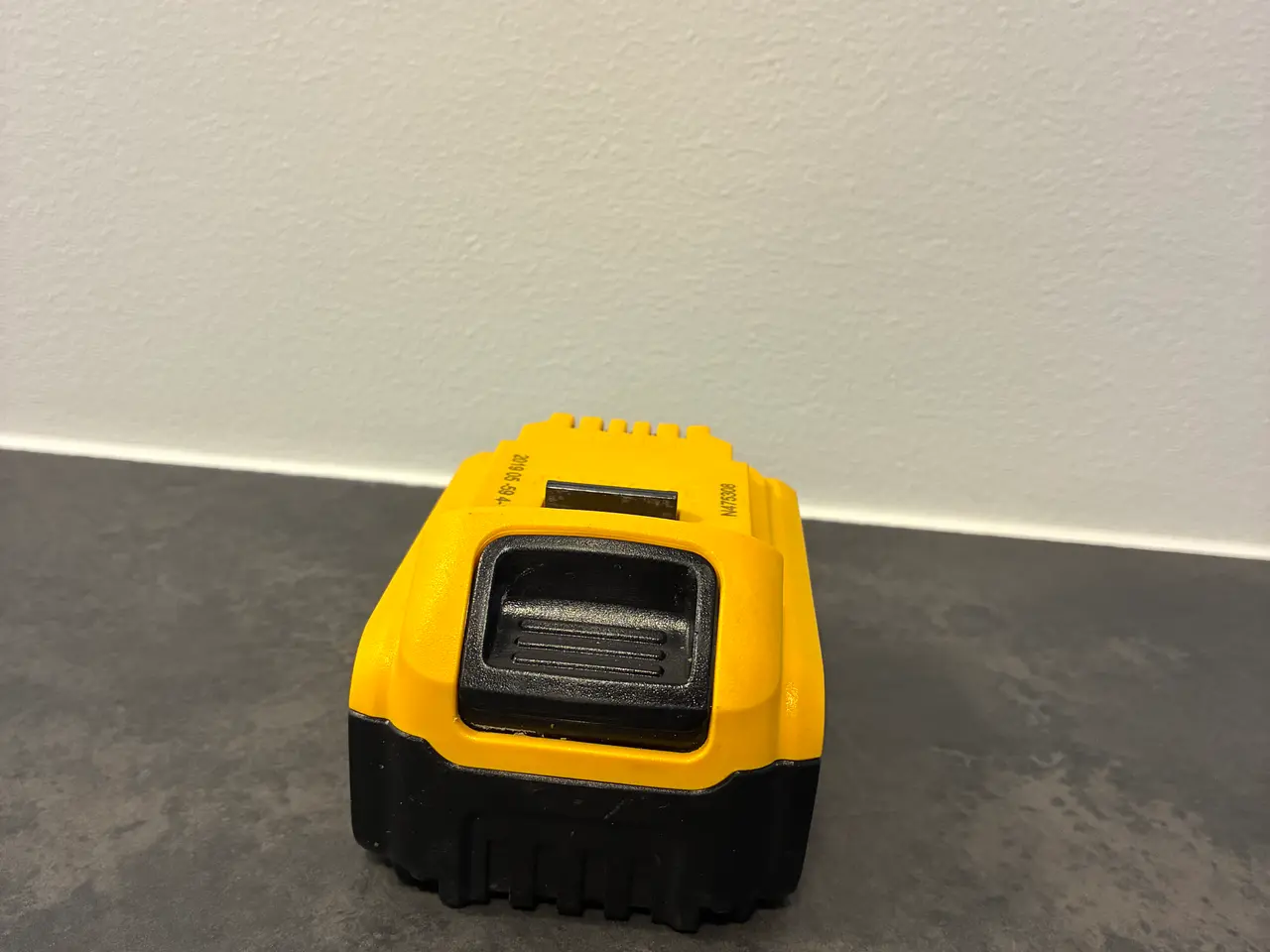 Billede 3 - DeWalt 18V 5.0 Ah XR Li-Ion batteri
