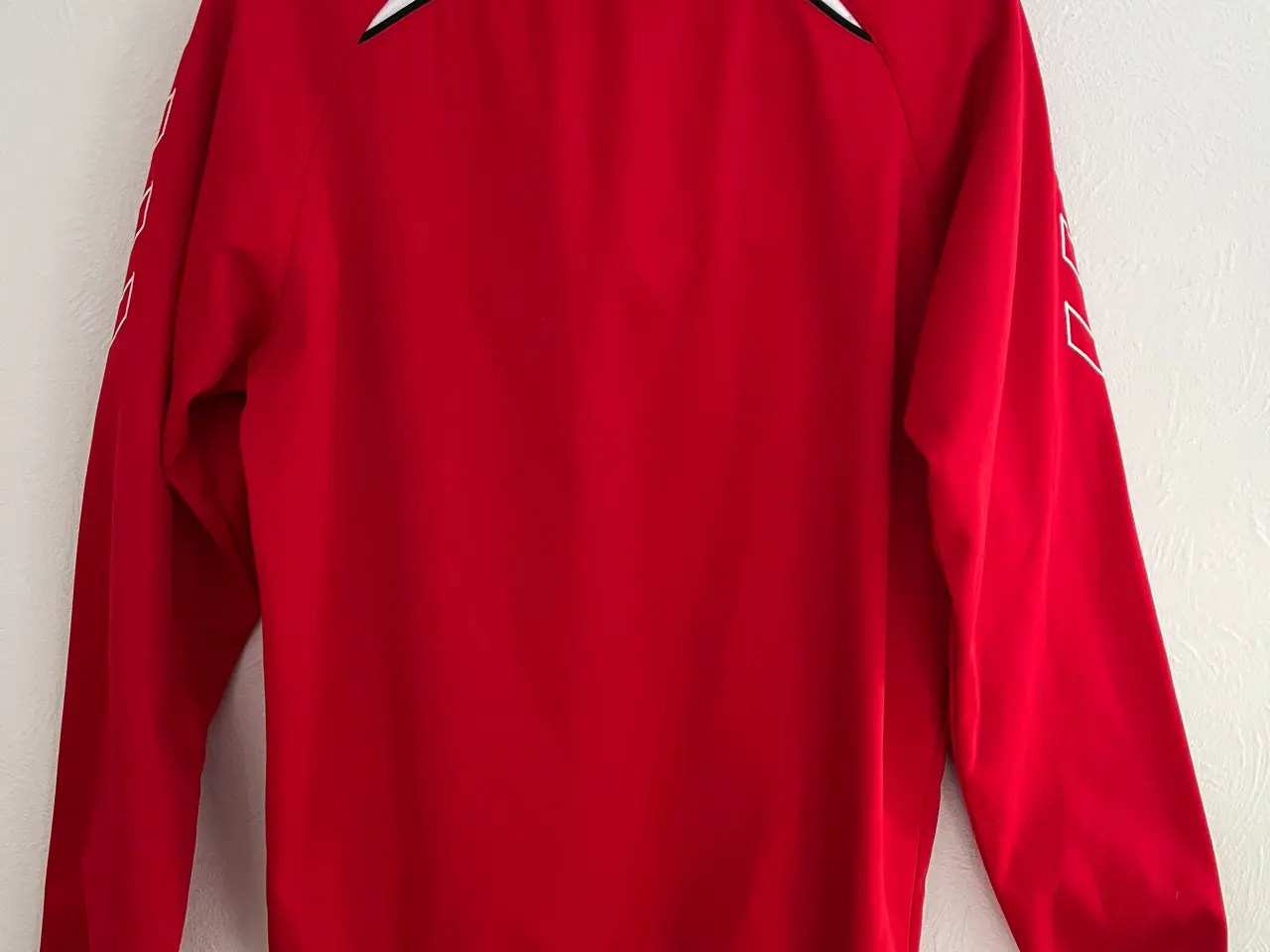 Billede 3 - Hummel bluse. Str. 176 / 16 år
