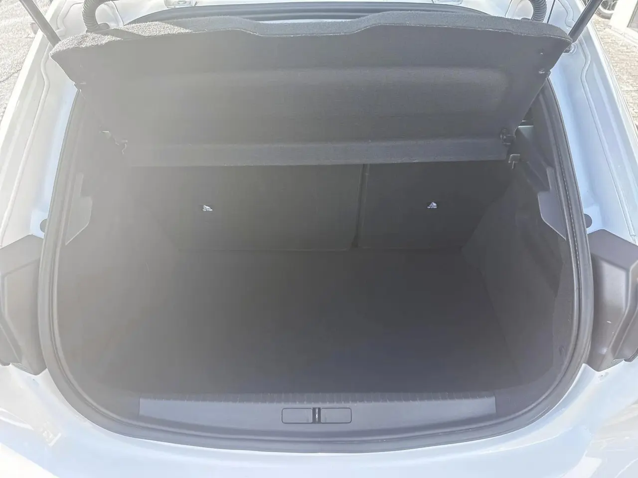 Billede 5 - Peugeot e-208 50 Allure