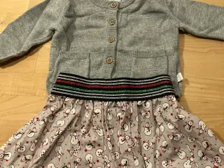 Pige nederdel og cardigan