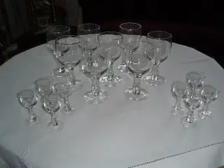 Gamle Alma glas fra 1910.