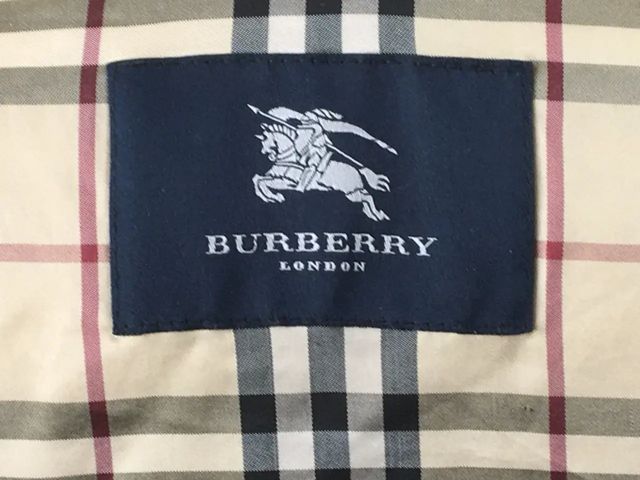 Billede 7 - Burberry, Jakke, str 46