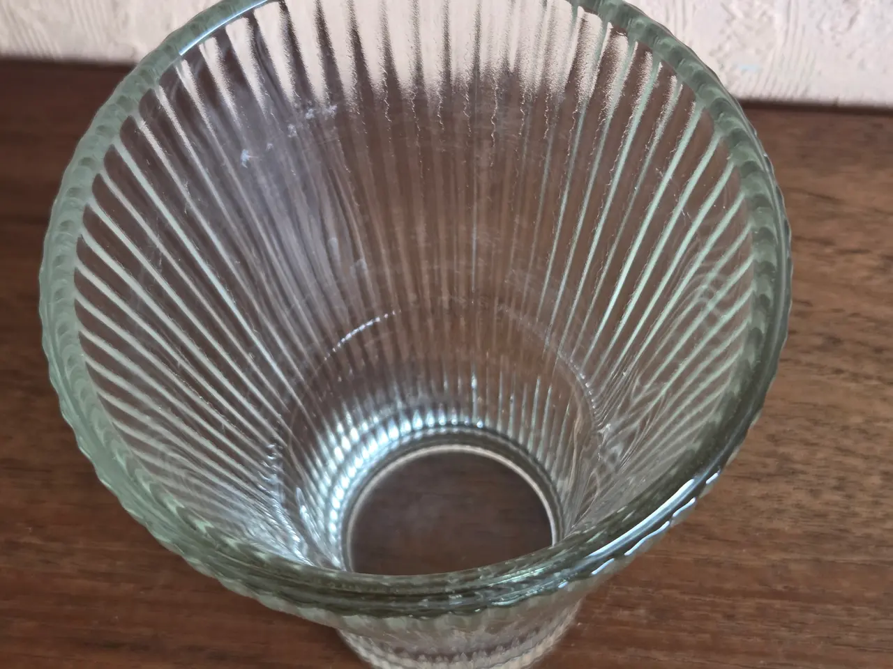 Billede 3 - Glasvase med riller, H: 16 cm