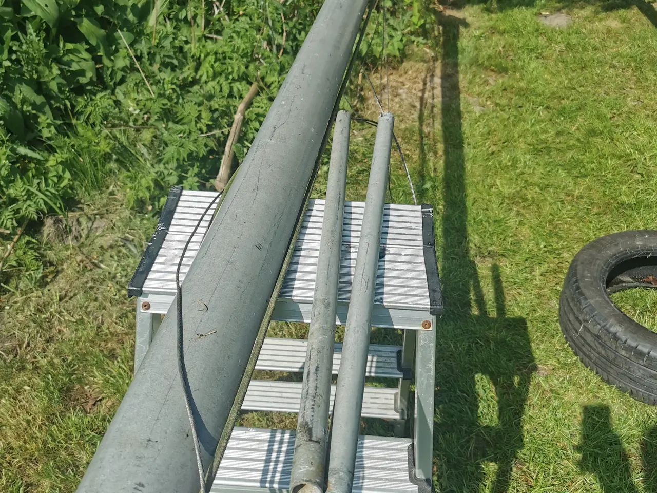 Billede 1 - Mast og bom til sejlbåd