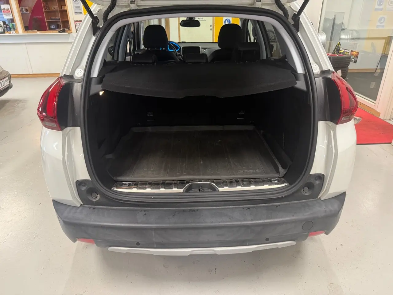 Billede 7 - Peugeot 2008 1,6 BlueHDi 100 Allure