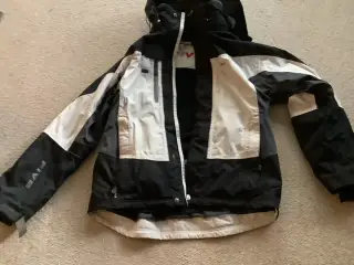 Ski / vinterjakke 