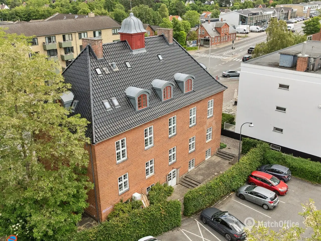 Billede 2 - Det gamle Rådhus - Kontorlokaler til udlejning i unikke omgivelser!