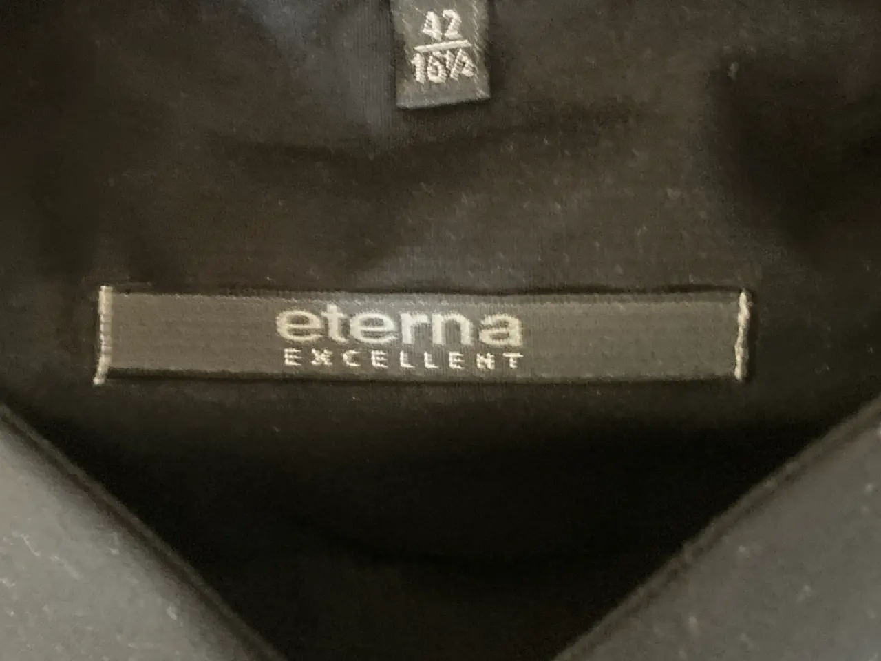Billede 2 - Sort Eterna herreskjorte str 42