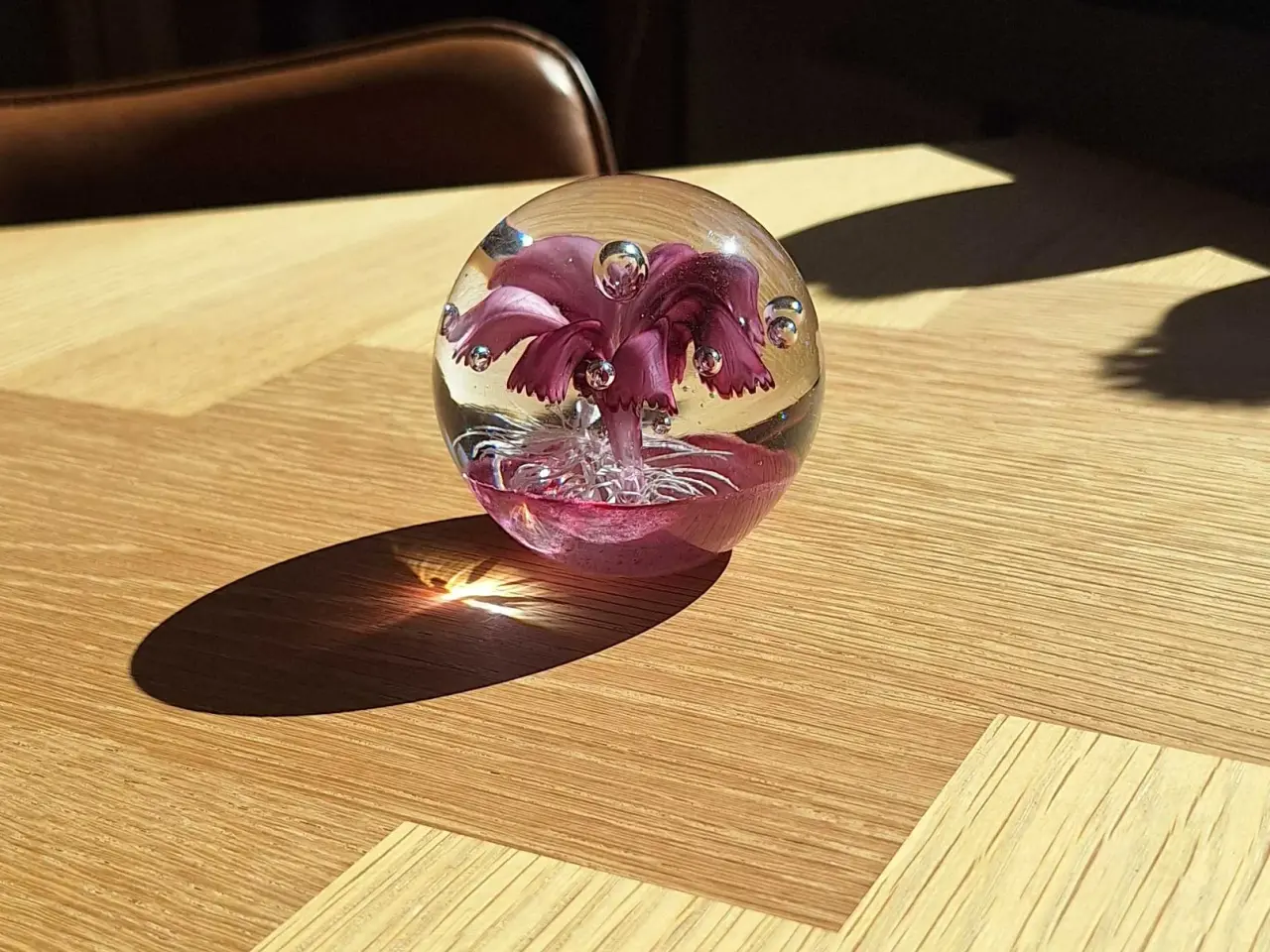 Billede 1 - Brevpresse i glas 