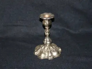 Gammel lysestager højde 17 cm