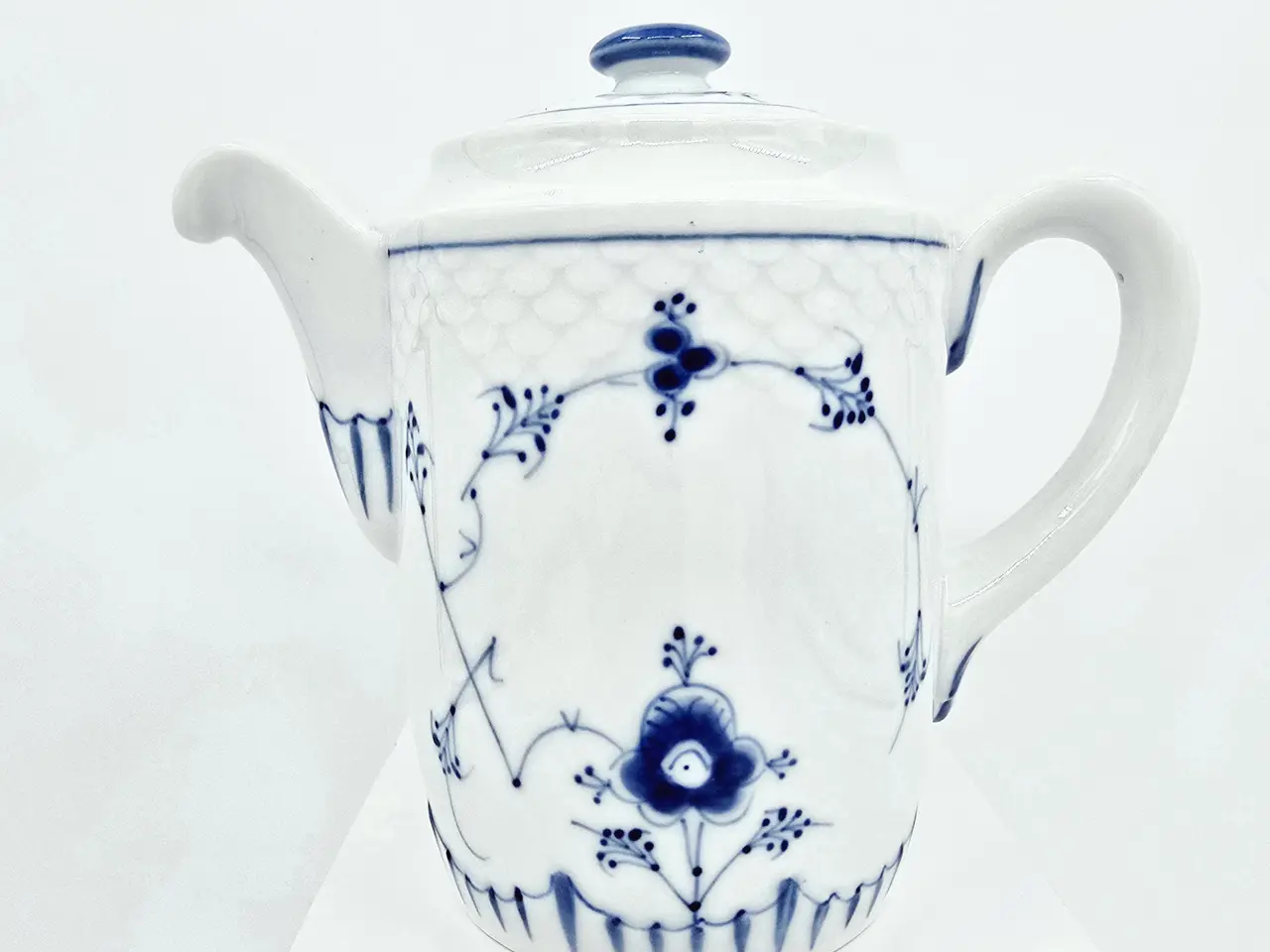 Billede 1 - B & G Musselmalet Kande Hotelporcelæn nr. 1070. sortering 1 Sjælden