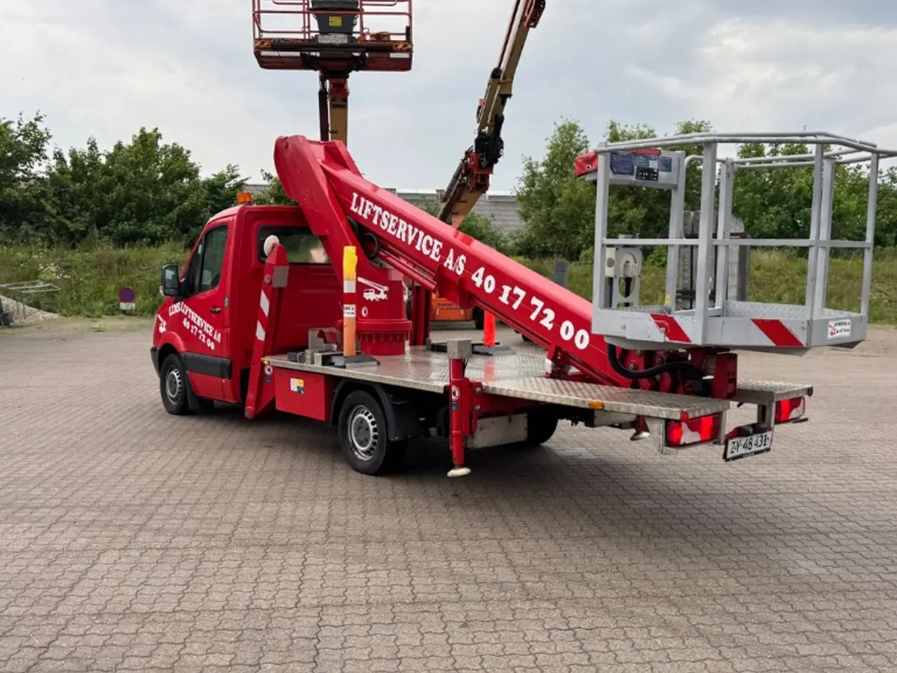 Billede 4 - Mercedes-Benz Sprinter liftbil