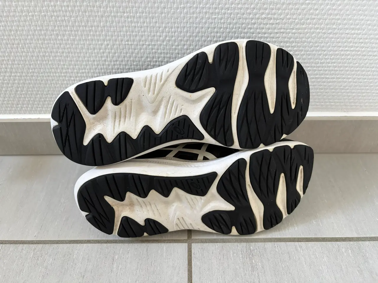 Billede 5 - asics Jolt4 unisex løbesko, str. 39