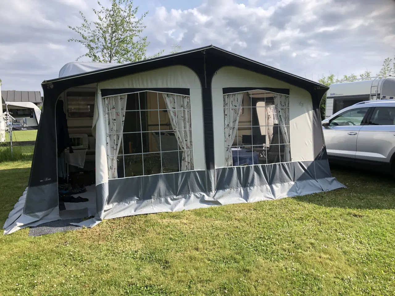Billede 5 - Velholdt campingvogn med flot fortelt