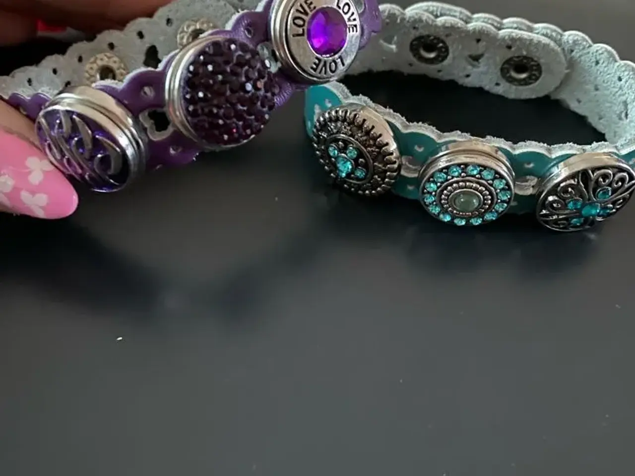 Billede 3 - Flotte armbånd