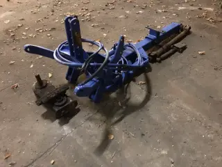 Frontlift med PTO til ældre Ford.