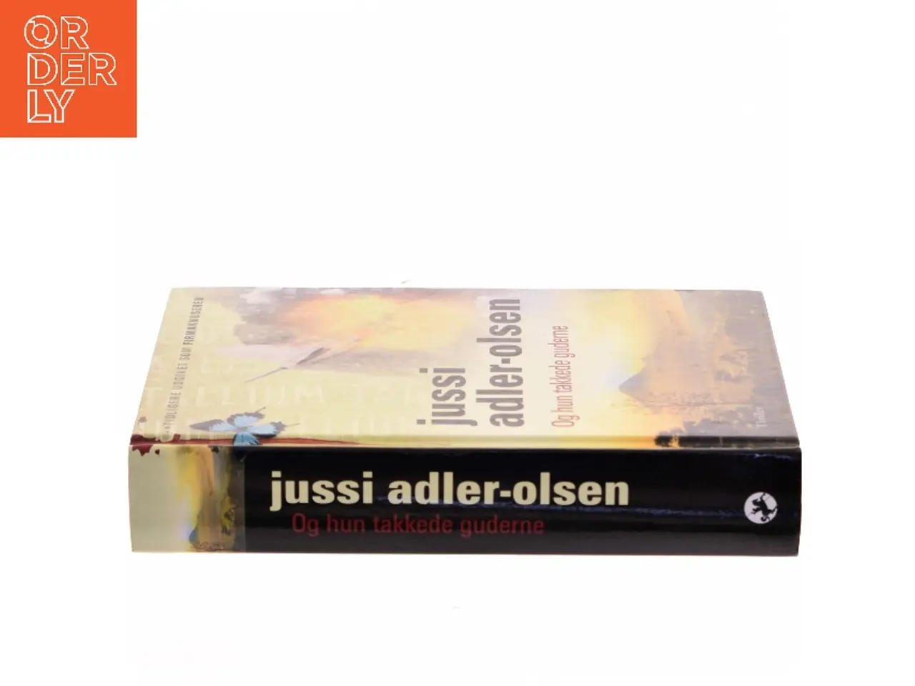 Billede 2 - Og hun takkede guderne af Jussi Adler-Olsen (Bog)