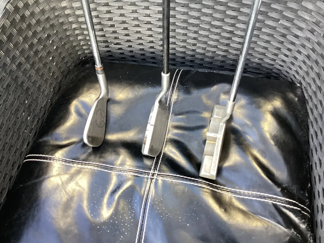 Billede 1 - Golfjern nr 2 ( Driving Jern )CHIPPER og PUTTER
