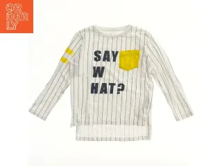 Langærmet bluse med tekst og striber fra Name It (str. 116)