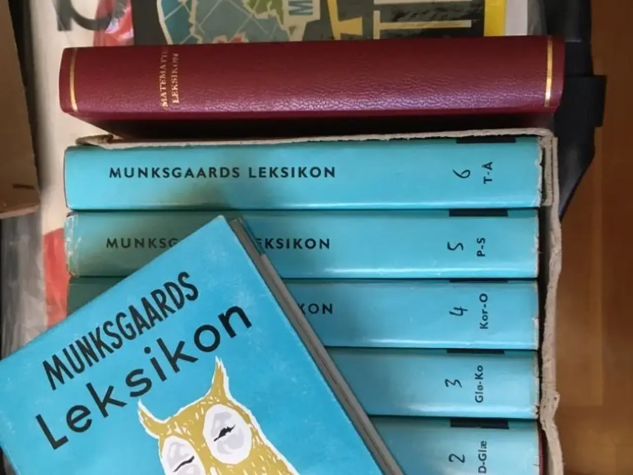 Billede 1 - Munksgaards Leksikon b. 1-6, Atlas. Giv bud.