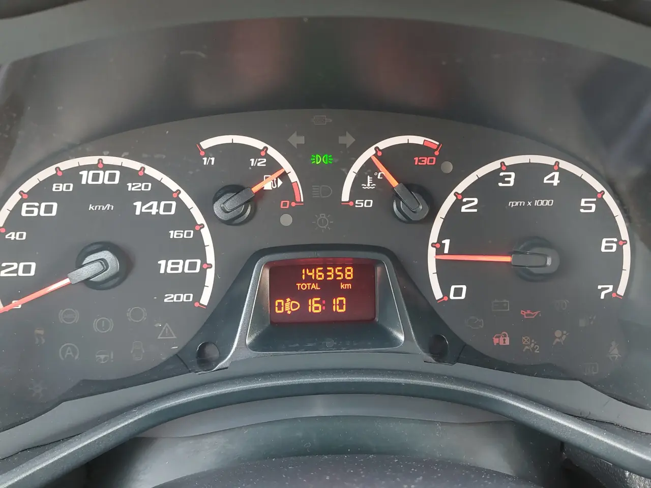 Billede 10 - NYSYNET FORD KA 1,2 MED LAVT KM. TAL