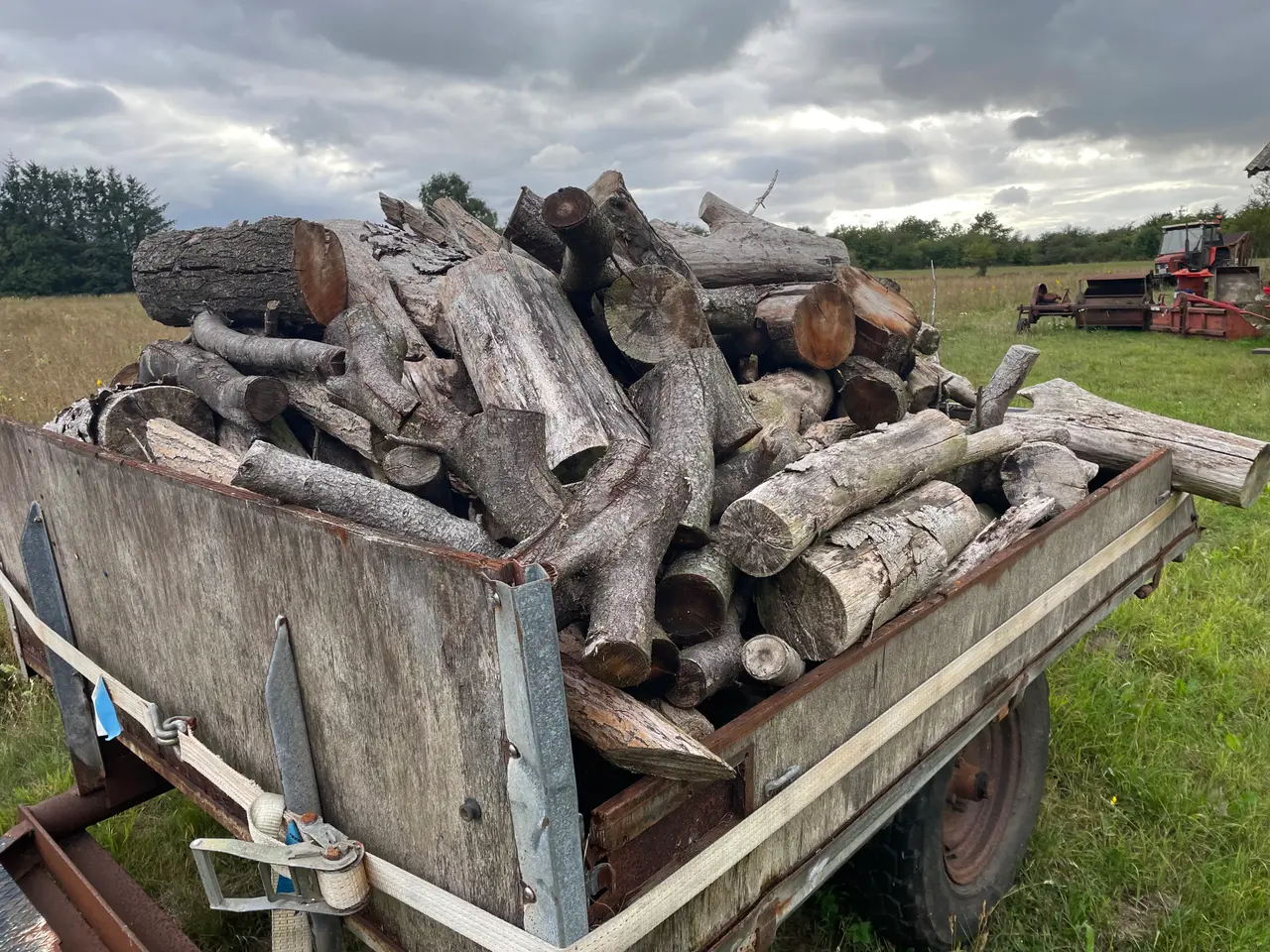 Billede 1 - Brænde - SOLGT