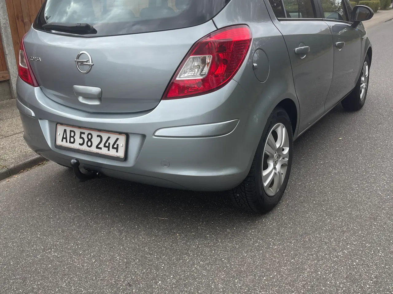 Billede 5 - Opel Corsa 1.0 5-dørs Årg 2012 Km 143000