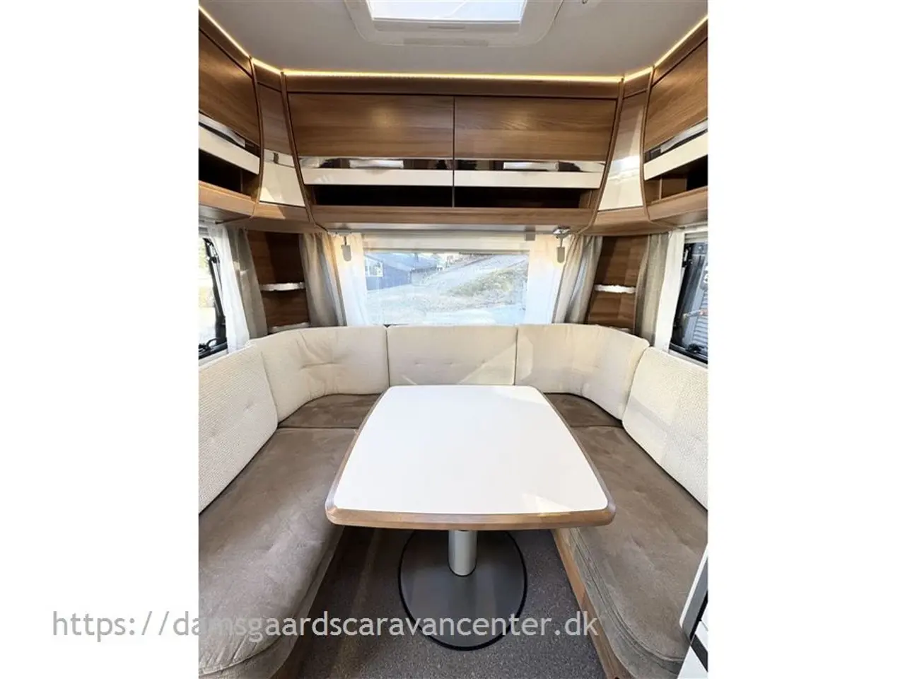 Billede 7 - 2017 - Dethleffs Nomad 470 FR Franskseng-Gulvtemperering-Aircondition-Mover-Telt