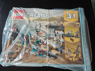 Lego 31084 - Piratrutsjebane - Creator 3-i-1