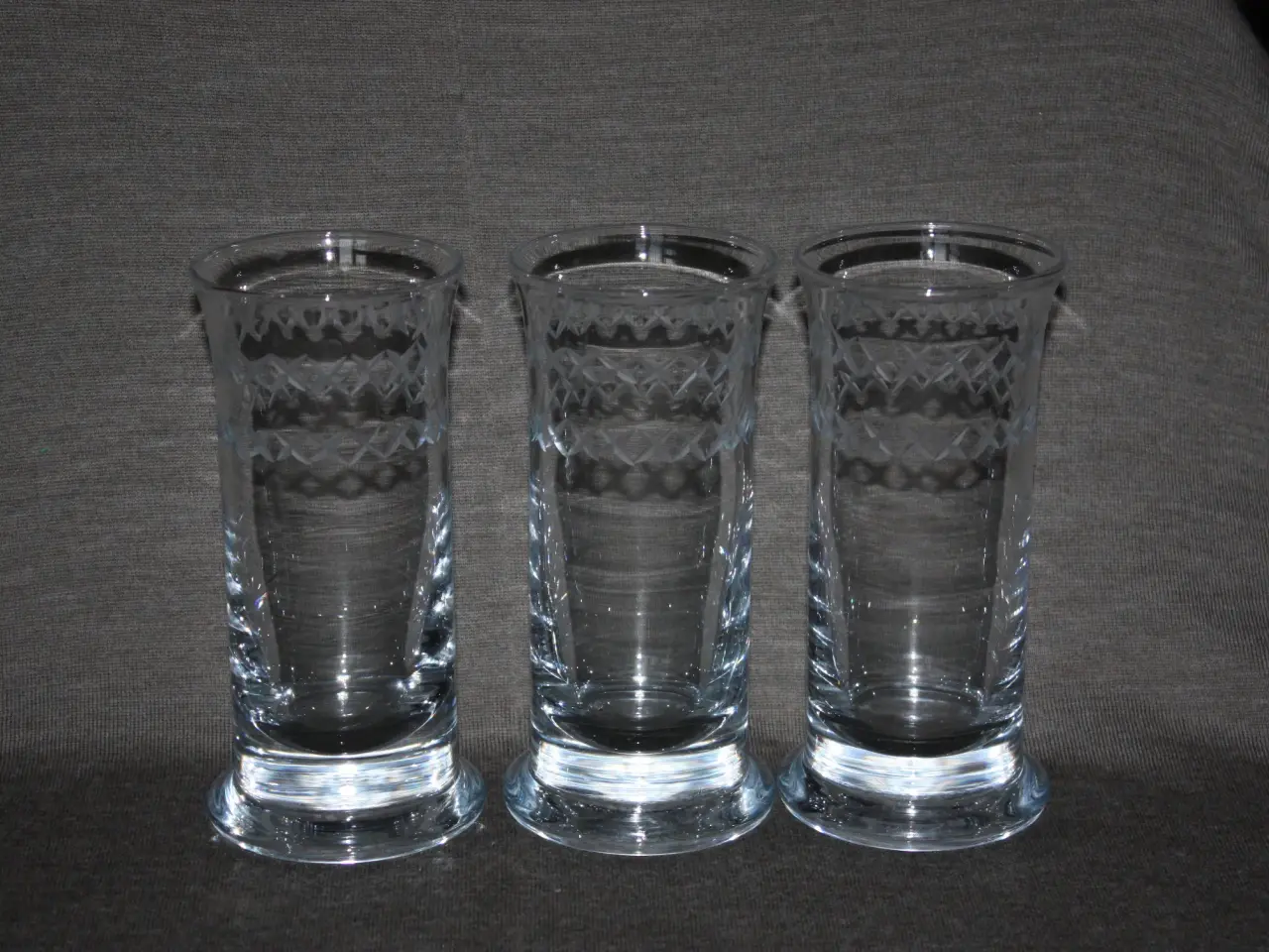 Billede 1 - Holmegaard nr. 5 glas højde 16 cm med slibninger