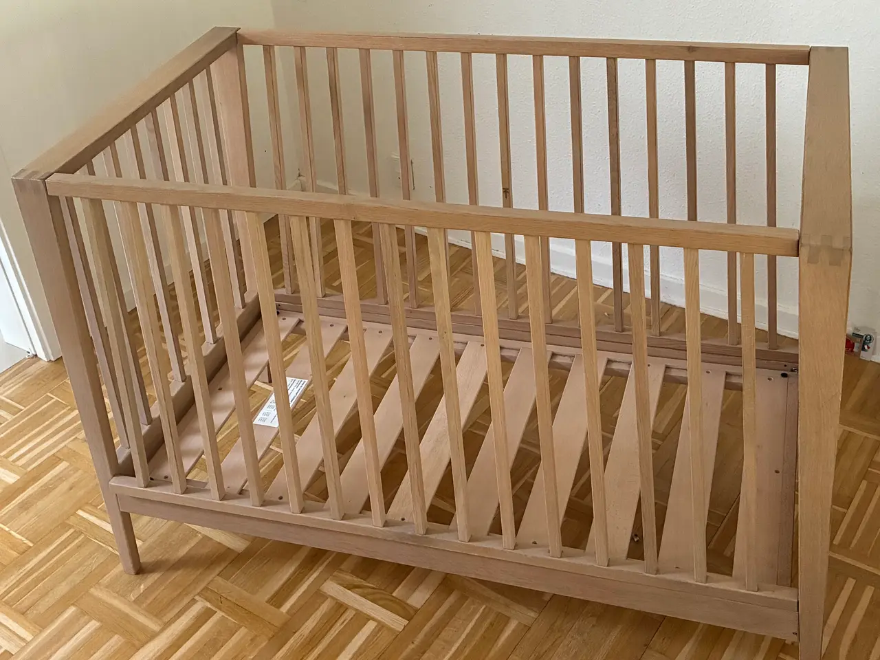 Billede 1 - Linea Leander tremmeseng i eg inkl. sofahynder
