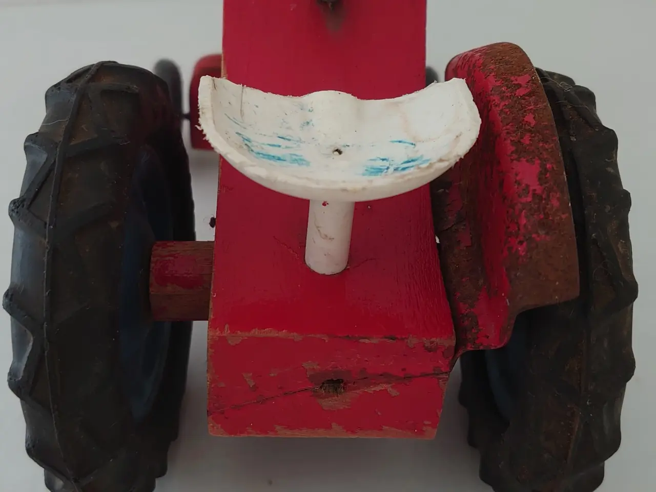 Billede 4 - Vintage trætraktor fra Vibo Silkeborg. 1950´erne.