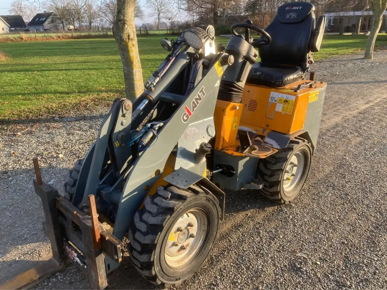 Billede 8 - Giant D204SW minilæsser momsfri
