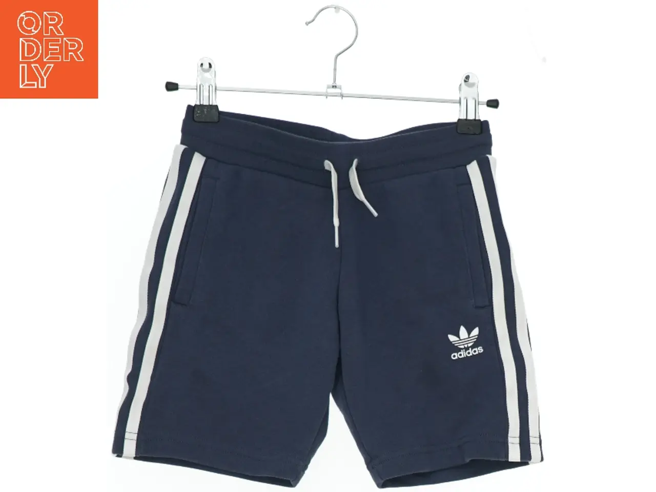 Billede 1 - Adidas shorts fra Adidas (str. 110)