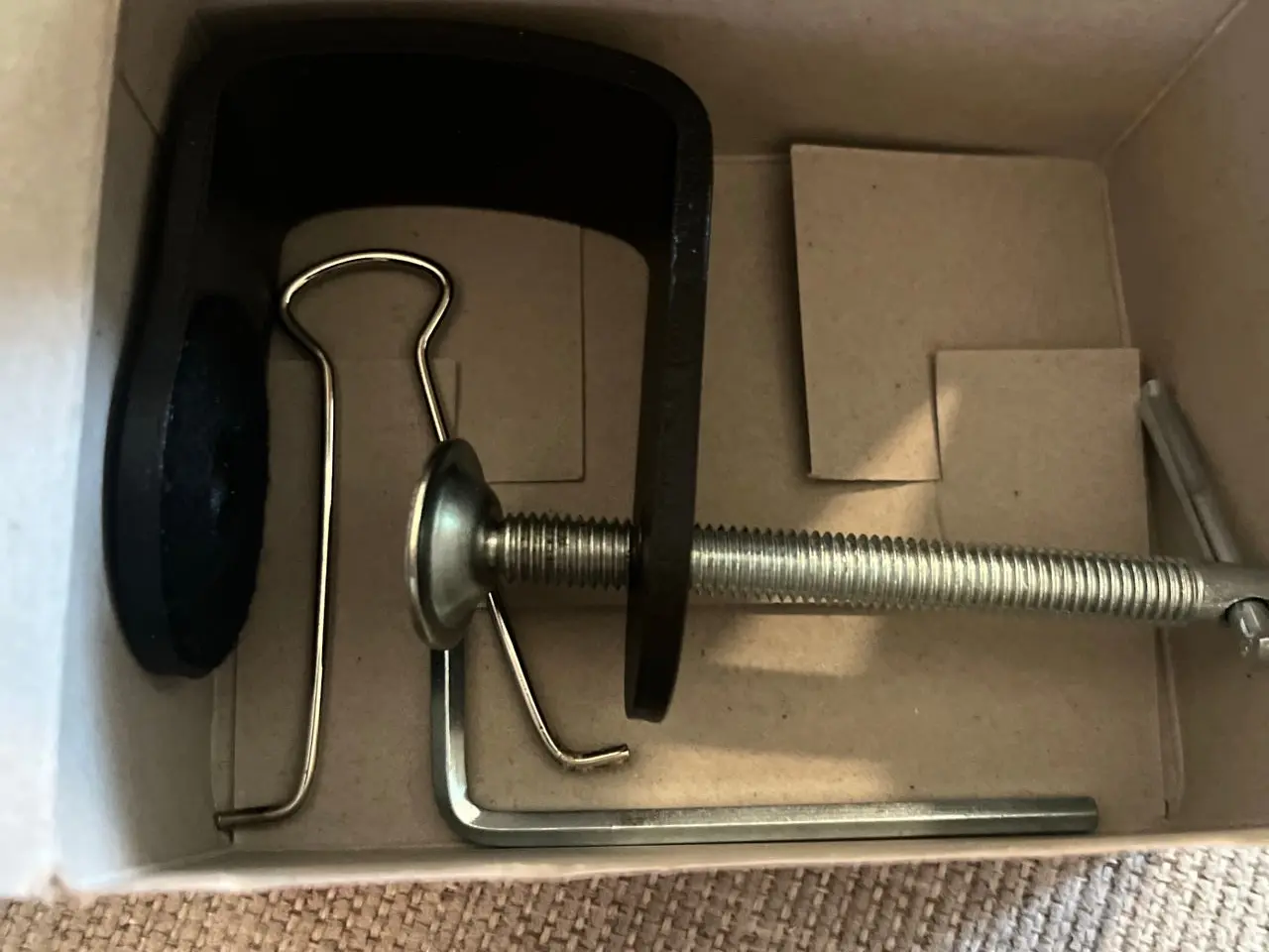 Billede 2 - Beslag / holder til bordlampe (bordklemme)