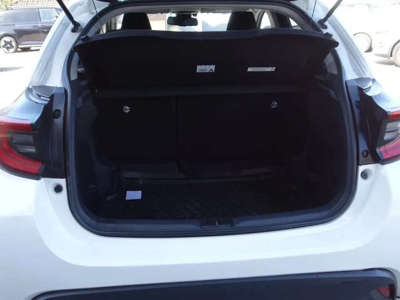 Billede 17 - Toyota Yaris 1,5 Hybrid Essential Comfort e-CVT