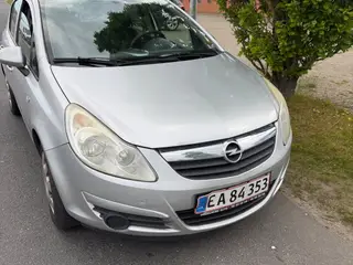 Opel Corsa 1,2 16V Cosmo MTA